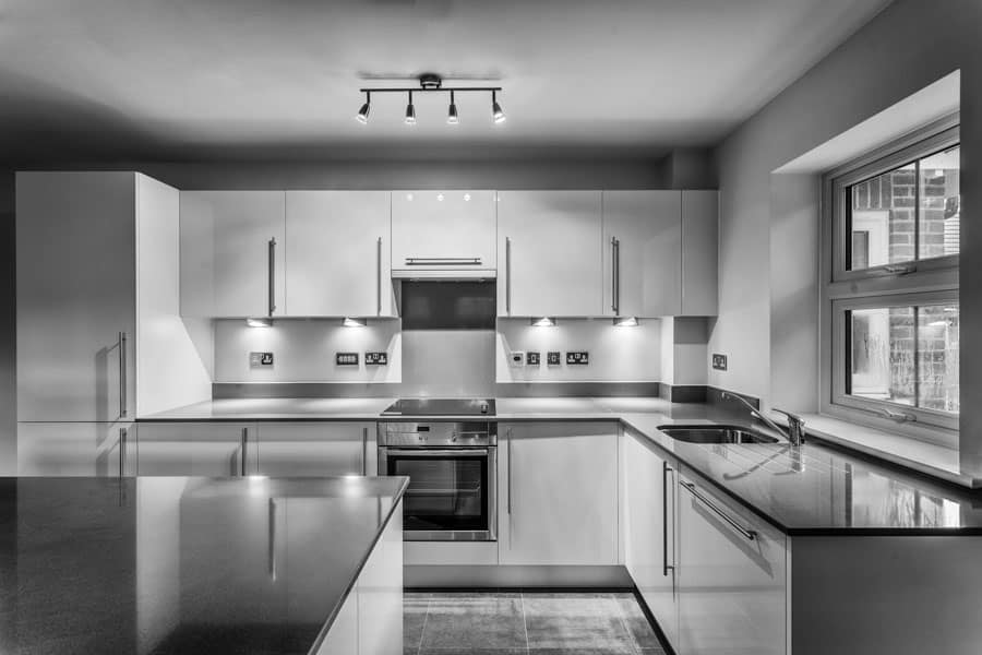 New kitchen - the black and white version