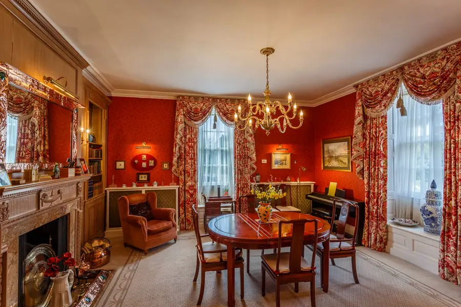 Dining room in a country house by Rick McEvoy Photography